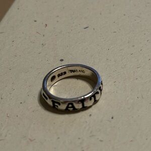 💍Vintage Sterling Silver Faith/Trust Band